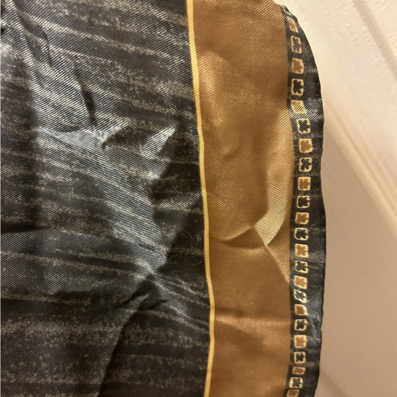 Vintage Anne Klein Gray and Gold Patterned Neck Scarf - Picture 4 of 6